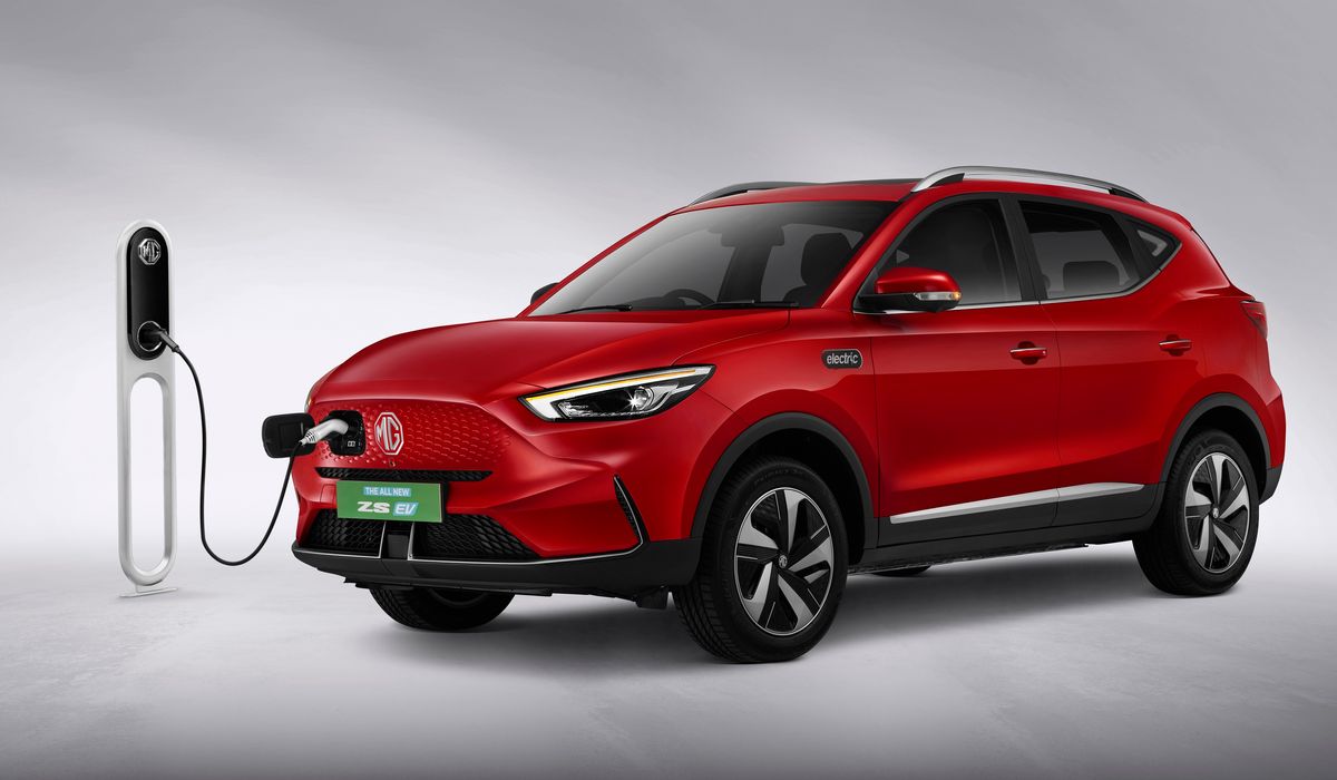 MG Motor reaffirms its Commitment to Electric Mobility; Sells 10,000 ZS EVs in India