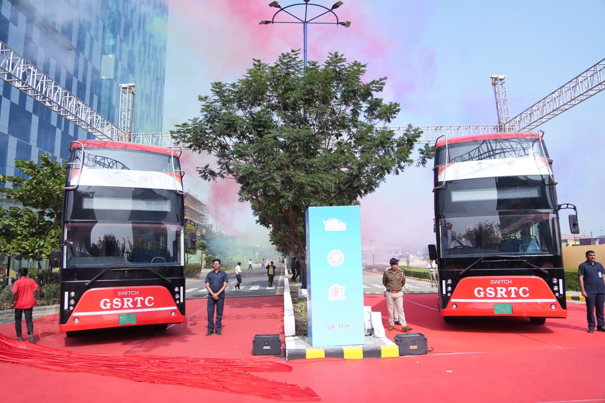 GSRTC flags off SWITCH EiV 22 Double Decker buses as part of order for Sustainable Urban Transit in Gujarat